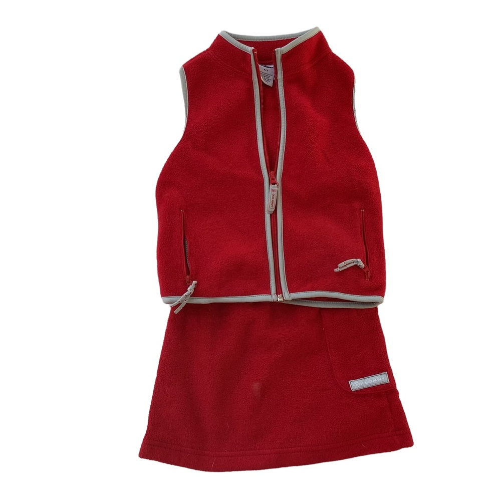 Old Navy 2 piece fleece skirt and vest set. Size 4/5.